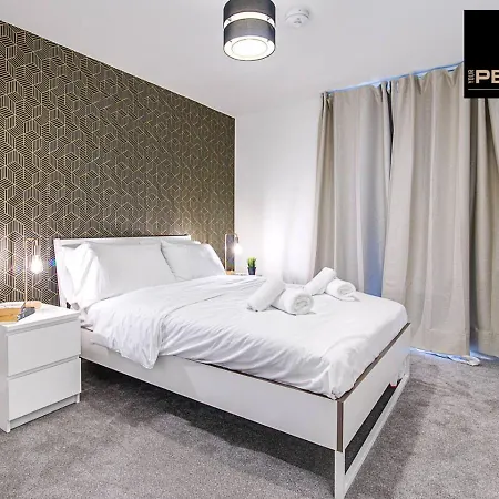 Apartment Manhattan Centre By Your Perfect Short Lets *