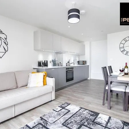 Apartment Manhattan Centre By Your Perfect Short Lets